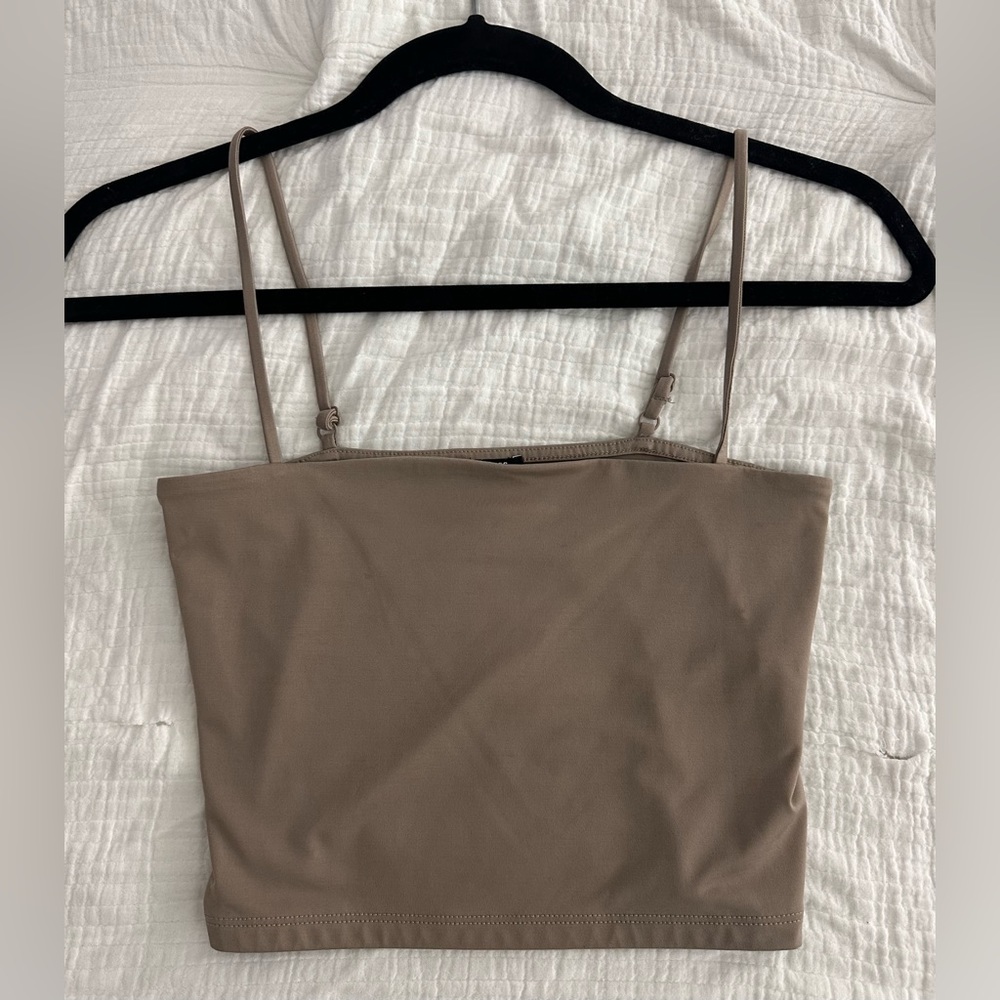 Express Body Contour Crop Top